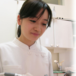 歯科医師:清水有美